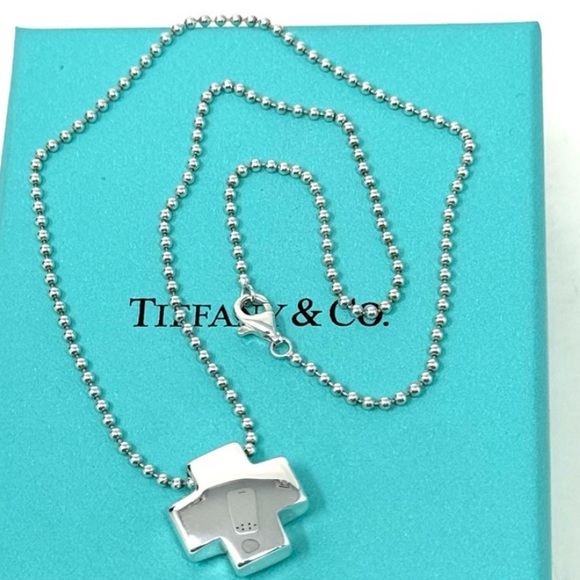Authentic Tiffany & CO. Roman Square Cross Pendant Necklace. - Picture 8 of 10